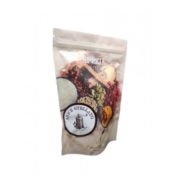 Anice stellato per decorazioni natalizie e preparazione liquori